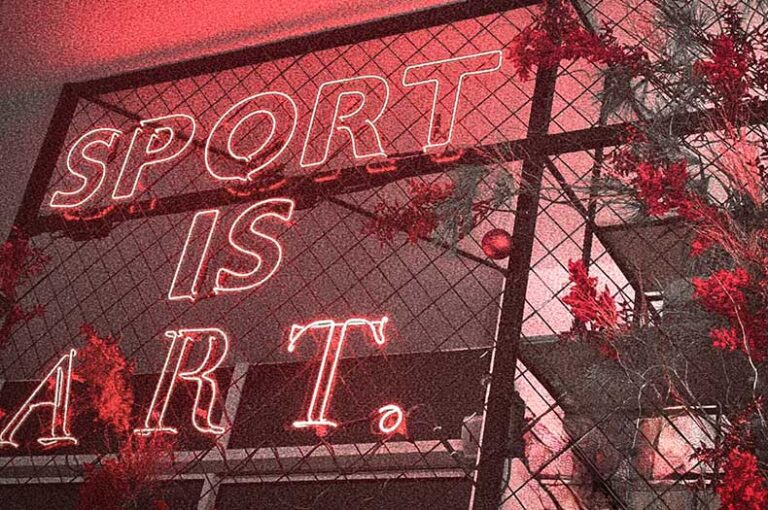 HOLIDAY PLAN 2025: Πώς να Απολαύσεις τις Γιορτές χωρίς να Χάσεις το Fitness Journey σου